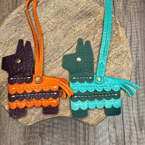 Portland Leather Pinata Tassel Set of 2 Llama Bag Charm NEW FAST SHIP - Picture 5 of 6